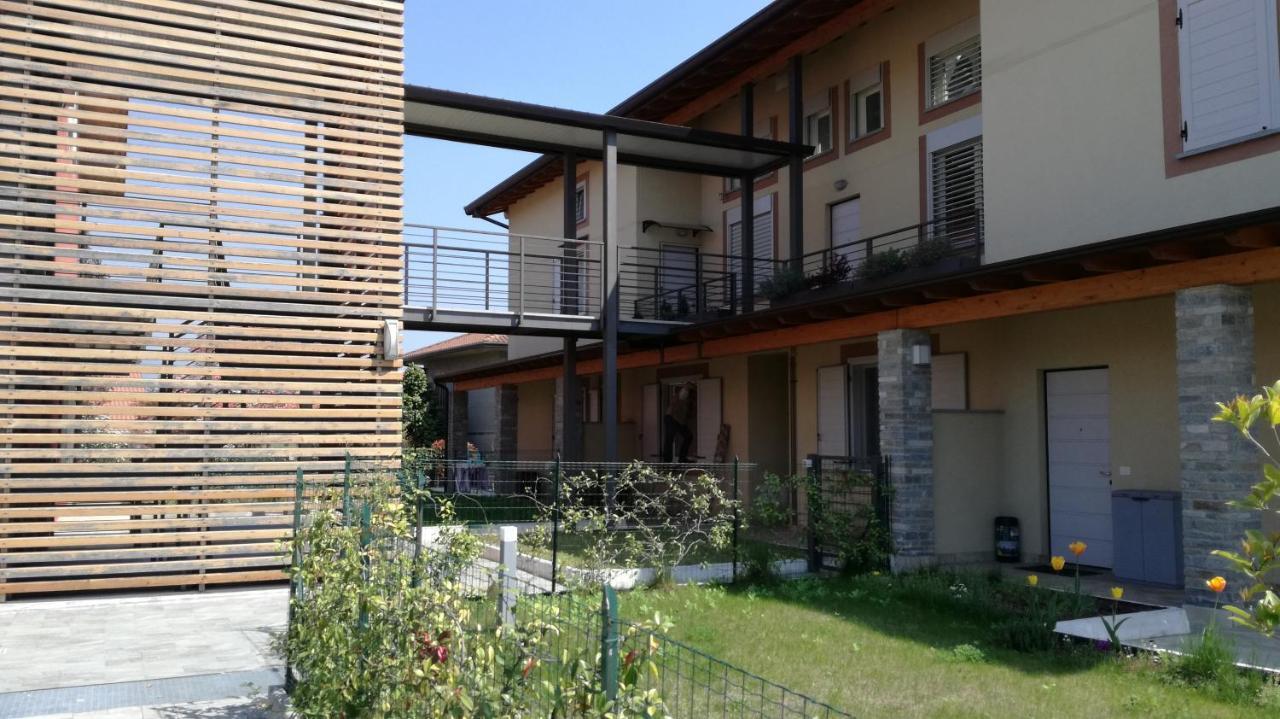 Charme Lake Loft Ispra Exterior foto